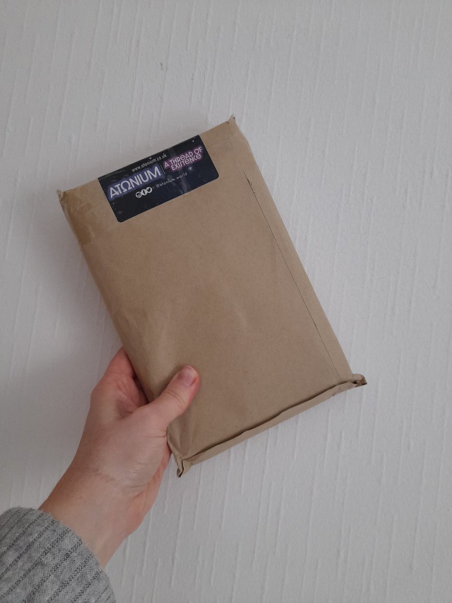 Tia_Maria_Lady's tweet photo. #BookMail has landed today and I've got to say, it's the best smelling book mail I've ever received!! 

But what is it I heard you ask? All will be revealed later #BookTease 🤭

#BookTwitter #Blogger https://t.co/yriVeA4d3z