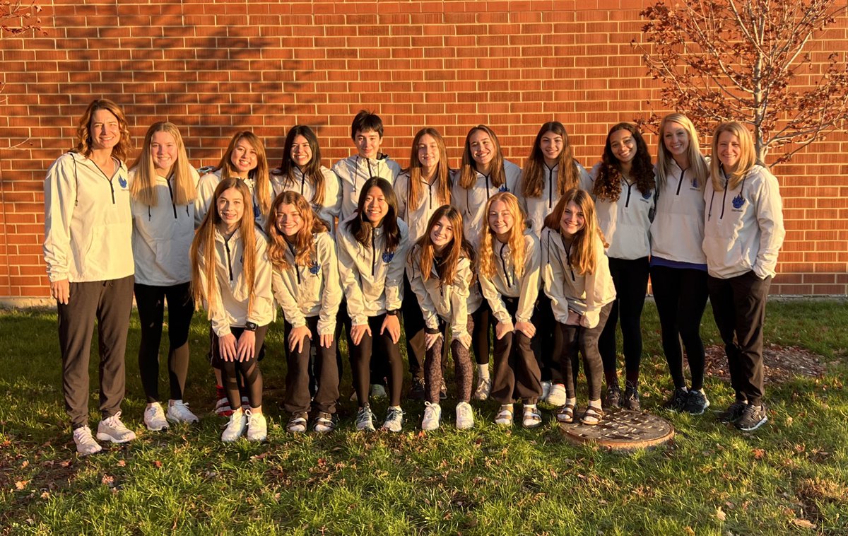 VHHSAth's tweet photo. And they’re off. A ninth consecutive trip to the @IHSAState finals for the girls’ cross-country team. They’ve put in a lot of miles…just a few more to go! https://t.co/CRSGHqvN8S