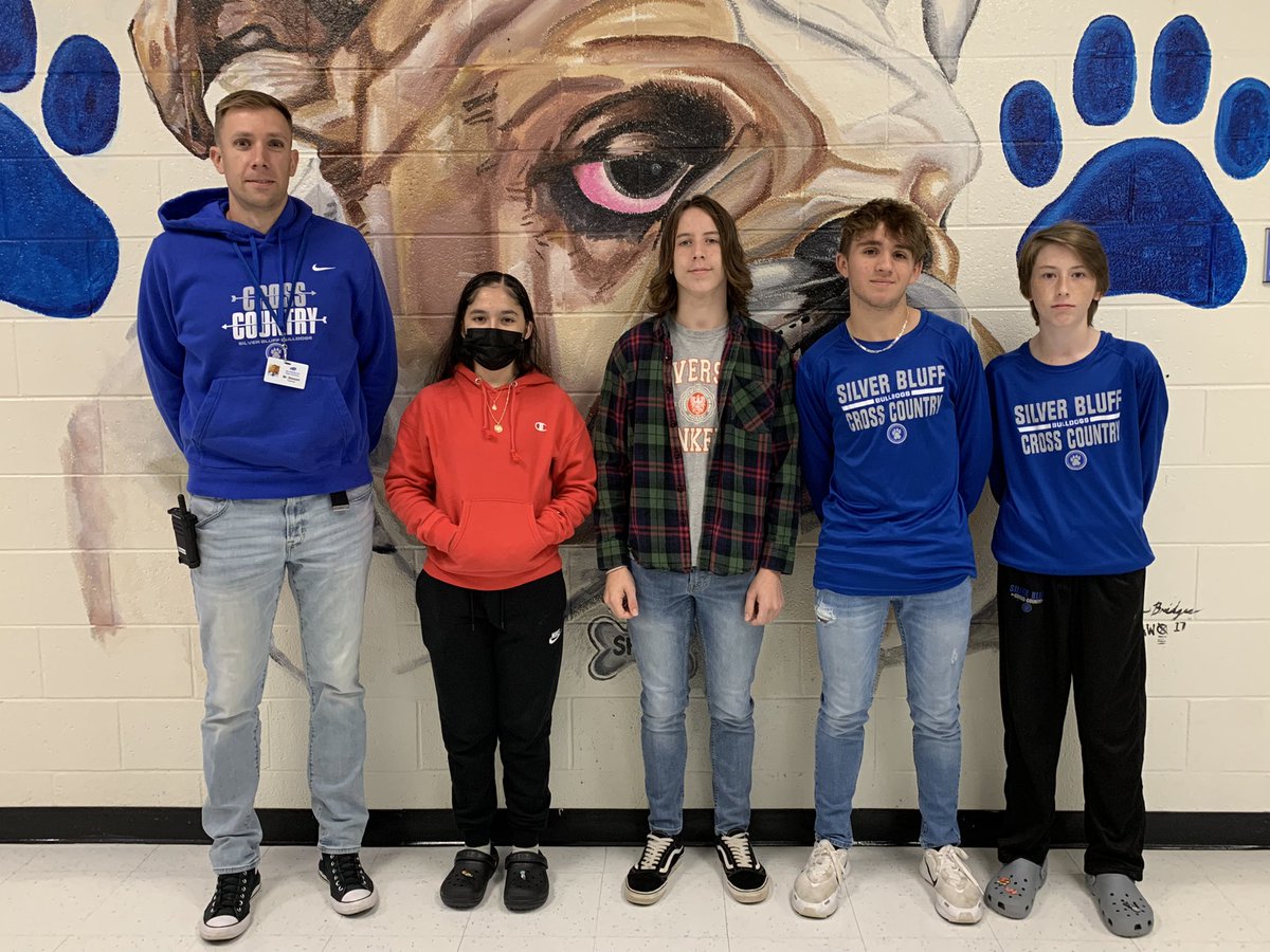 DrKatieHawks's tweet photo. Wishing our XC runners the best of luck today as they travel to Newberry College to participate in the #StateQualifiers! Top 20 runners will advance to #StateChampionship. #ProudPrincipal #BulldogXC #SCXC @StewStew42 @SBluffAthletics @SilverBluffHigh https://t.co/aFAoem8XpY
