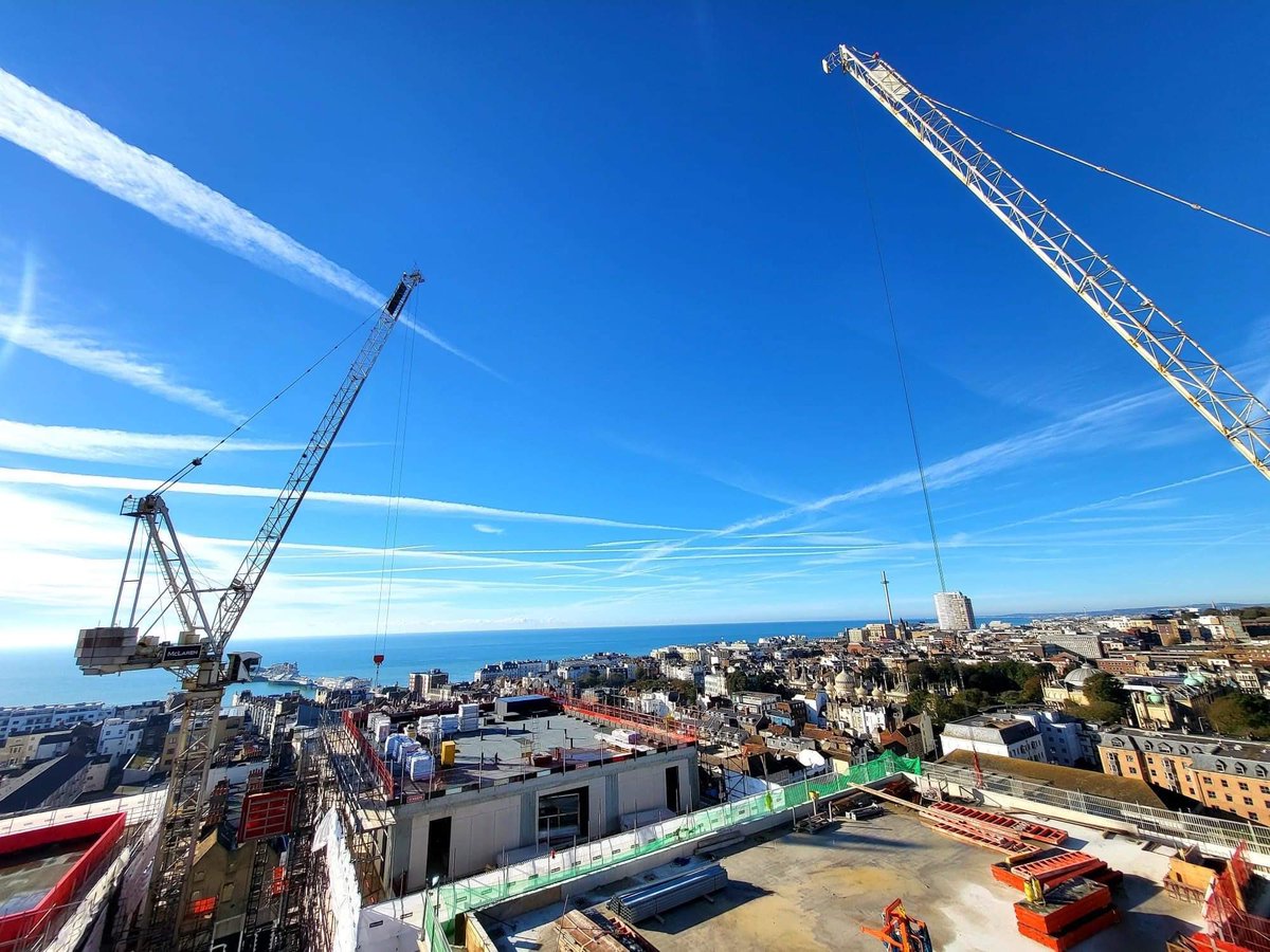 mpscranes's tweet photo. It’s a beautiful day in #Brighton 🏖 

📷 Taken on-site this morning whilst assessing on a Terex CTL180 for @SkylineArcomet 👌🏼 https://t.co/ydphbZZN7g