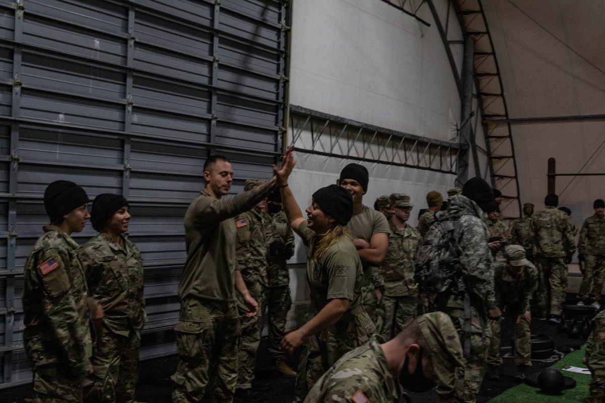 @3rdrotcbrigade is acing the #ACFT this #FitnessFriday 💪 👊 

Keep it up Cadets!

#ArmyROTC has a busy weekend! #RangerChallenge competitions are happening out at @3rdrotcbrigade, <a href="/5thBrigadeROTC/">5th Brigade ROTC</a>  &amp; <a href="/7ThBDEArmyROTC/">7th Brigade</a> 👏 

<a href="/CG_ArmyROTC/">Brig. Gen. Maurice Barnett</a> | <a href="/TRADOC/">U.S. Army TRADOC</a> | <a href="/CSM_Gan/">CSM Jerimiah Gan</a>