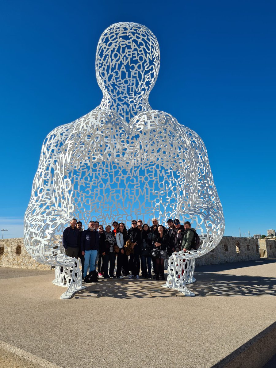 JamminJuanJazz's tweet photo. #JAMMINJUAN
Ce matin, les professionnels du jazz se sont accordés une petite pause bien méritée. Au programme: Tour du Cap d’Antibes et de la vieille ville d’Antibes en #Openbus 🚎
#antibestourisme #jamminjuan #jazzajuan https://t.co/XJiqKHL2IR