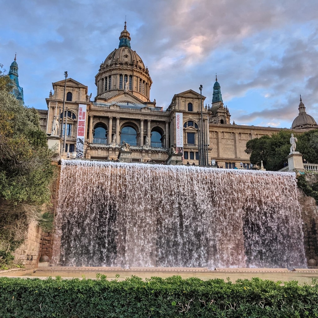 TravelistLife's tweet photo. National Art Museum of Catalonia
·
·
#travel #travelphotography #travelgram #instatravel #travelling #traveling #traveler #traveller #photography #wanderlust #travels #photooftheday #travelblog #travelingram #instagood #trip #travelholic #travelphoto #tr… https://t.co/uohGmPDqlq https://t.co/BGnqgk6vC0