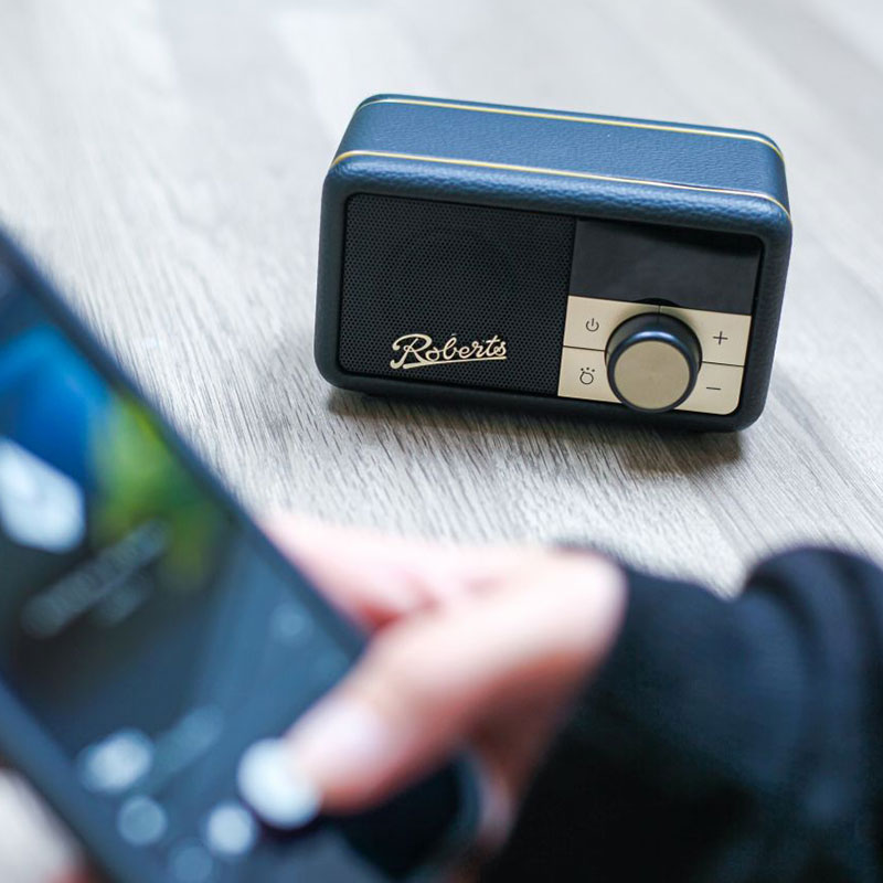 GilesElectrical's tweet photo. Would you like to be the winner of a wonderful #RobertsRadio Revival Petite DAB Radio? Enter our #prizedraw now to be in with a chance to #win - Simply follow us @GilesElectrical and RT!

Best of luck 🤞🛍

Entries close 04.12.21
T&amp;Cs apply https://t.co/pgf9ITxLHx

#competition https://t.co/ePjsNBTuia