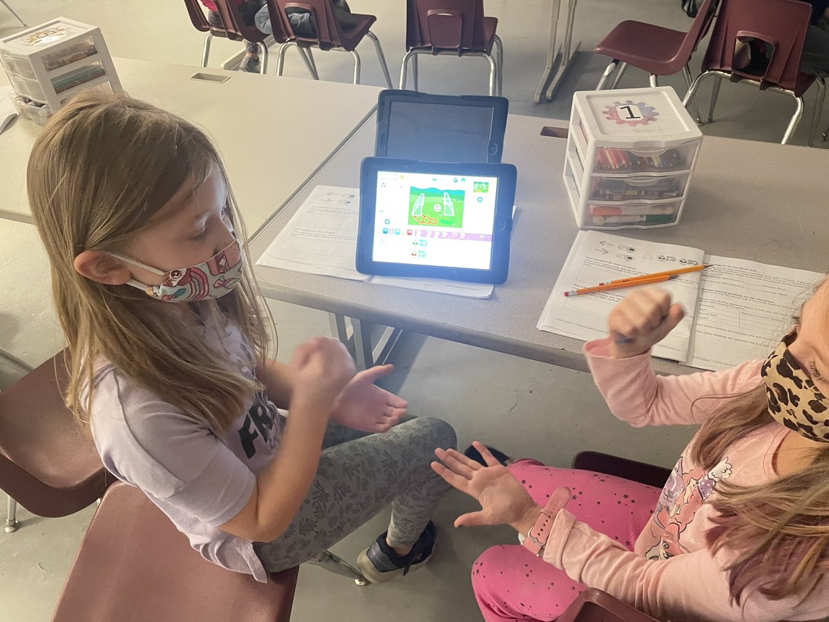 <a href="/ClintonMIEl/">Clinton Elementary</a> <a href="/EllisPrincipal/">Principal Jen Ellis</a> <a href="/cracraja/">James L. Cracraft</a> <a href="/PLTWorg/">Project Lead The Way</a> 2nd grade students made the ScoreKeeper Activity where they coded a soccer ball to move by touching their arrows and they played some serious “Rock Paper Scissors” games to find out who won!! Whew 😅 excitement