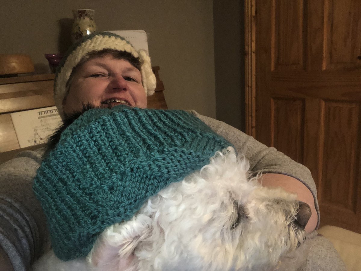 AverilLarke's tweet photo. #WearAHatDay @braintumourIRL Text BTI to 50300 to donate €4. Take a selfie wearing a hat to spread awareness about #braintumour & #BrainTumourAwarenessWeek Here’s @Darcey1Dog & I wearing ours!! 👒🎓⛑🎩🧢🪖 https://t.co/CindZJsld6