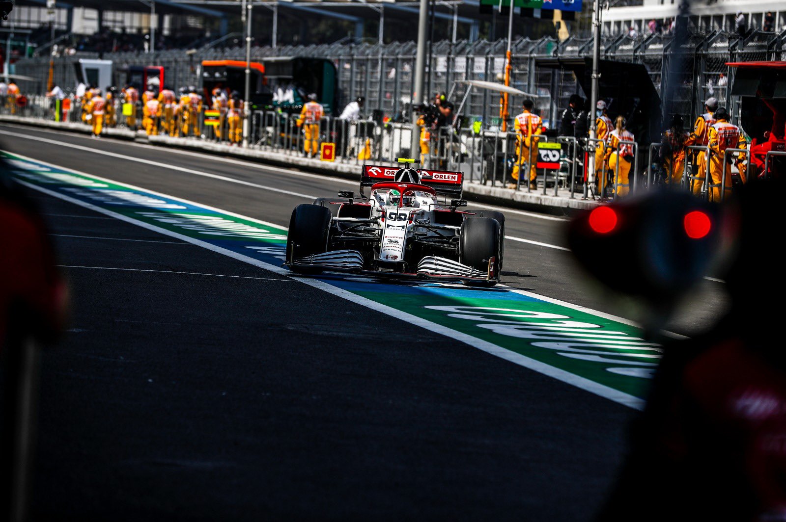 Giovinazzi, Raikkonen, Alfa Romeo