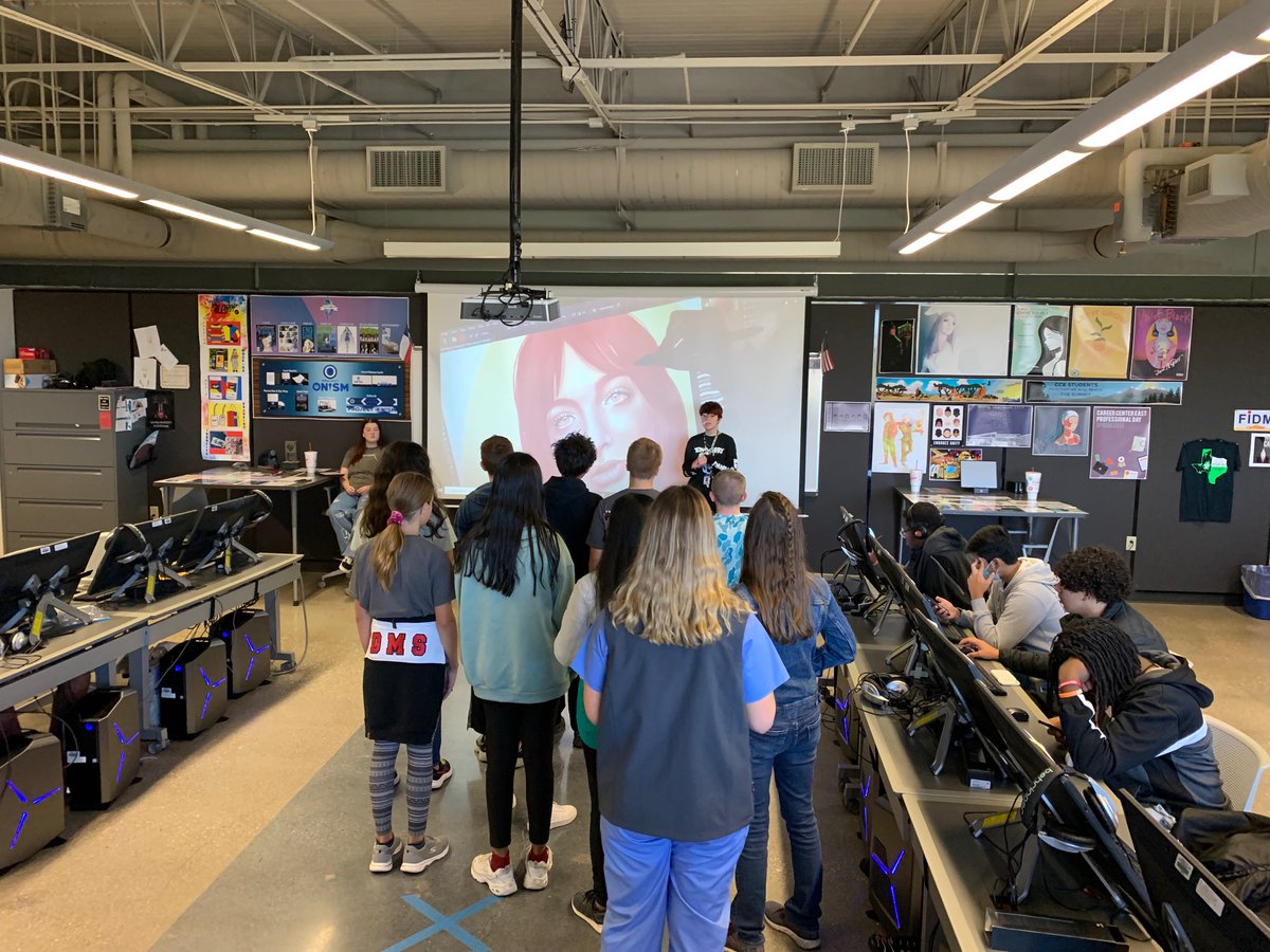 codeofdesign's tweet image. TECC-East Graphic Design &amp;amp; Illustration welcomes Downing Middle School for their tour of our campus. @LISD_CTE