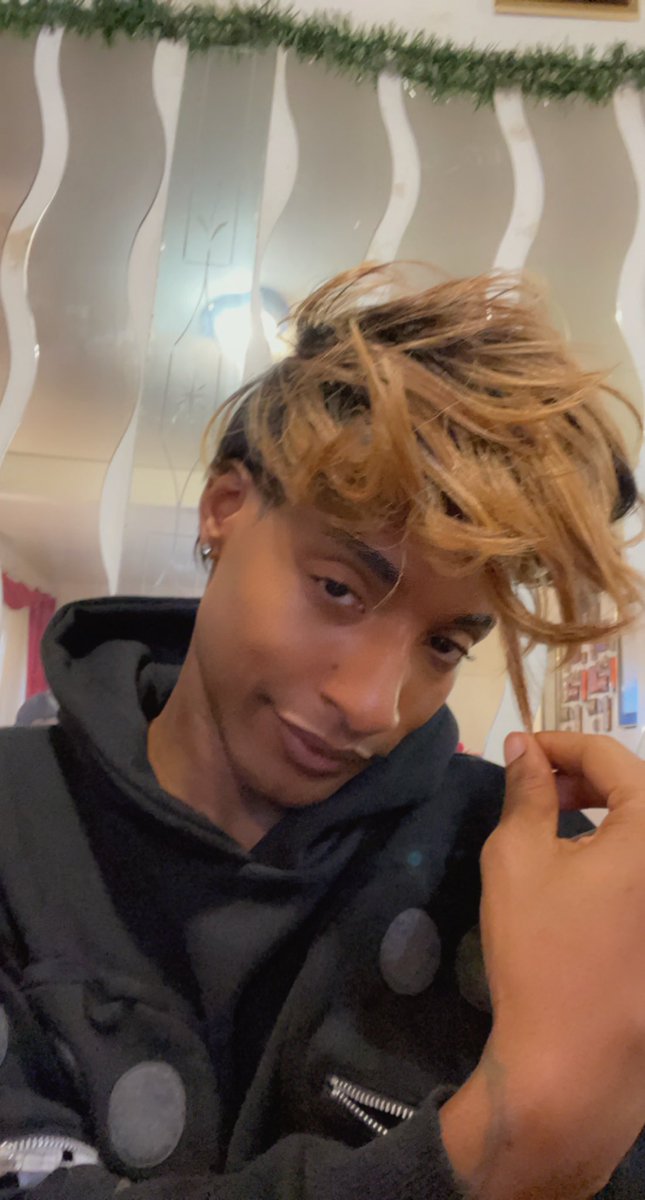 jaidaehall's tweet photo. Quote this with 4 pics that show your versatility. 👇🏾👇🏾👇🏾 https://t.co/0yY6ZgMn5r