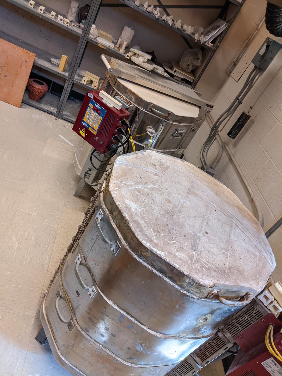 QOCeramics's tweet photo. It's fire Friday! 🔥 All the tea bowls are getting dried out and bisque fired this weekend! #ceramics #firstproject #texturedteabowls #kilns #bisque https://t.co/OX6L1LQJdz