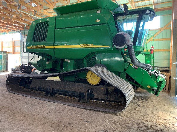 ScottSloan6164's tweet photo. Calling all #teamtrack fans!!  Just when you think you’ve seen it all!🤔😳 https://t.co/vcalW1ZtTM