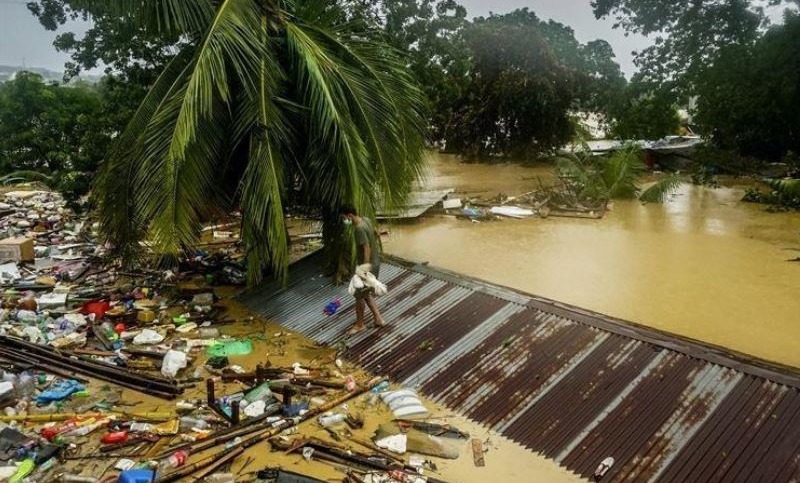 DeeplyDKdipu's tweet photo. By 2030, half of the world's people will be affected by floods, storms, and tsunamis.

#floods #flood #storm #storms https://t.co/c8ucAnHzi6