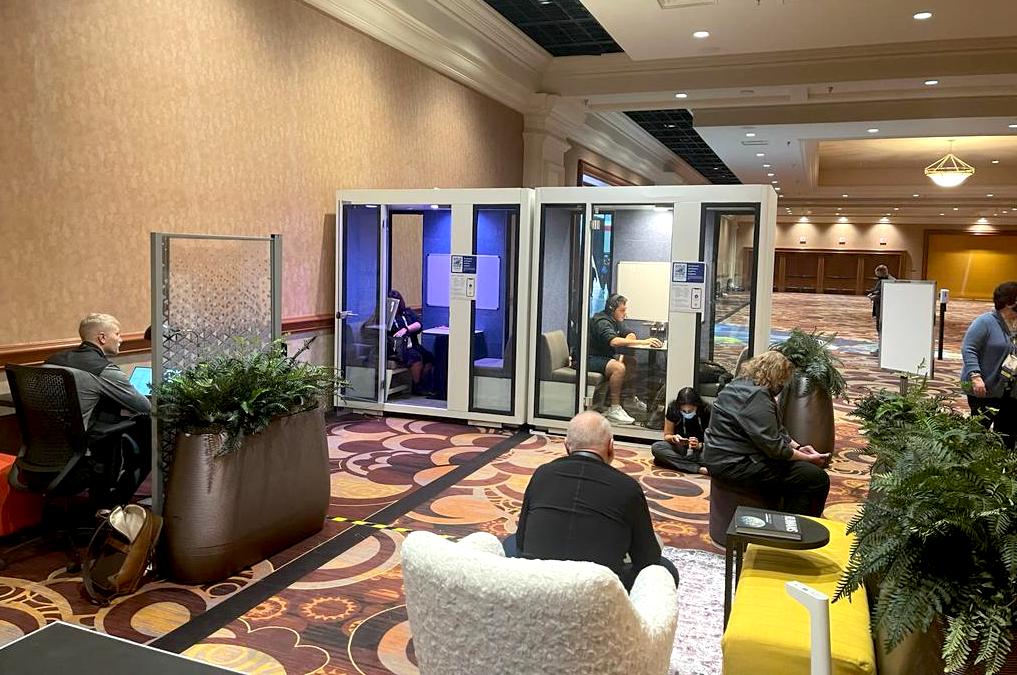 Zen_Space_'s tweet photo. That's a wrap! 👏 

We had a fantastic time hosting the official meeting point at #ExhibitorLive 2021 - thank you to the fantastic sponsors, exhibitors and guests who made it such a memorable event. Until next year! 

@EXHIBITOR #ExhibitorLive2021 
#businesslounge #eventslounge https://t.co/q57IvyCKUz