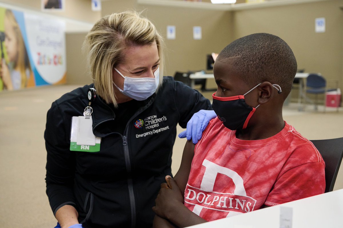 NortonChildrens's tweet image. Today we administered the first round of  COVID-19 vaccinations to Kentuckians ages 5 to 11. If your child is ready, schedule your child’s appointment today at NortonChildrens.com. #AShotOfHope