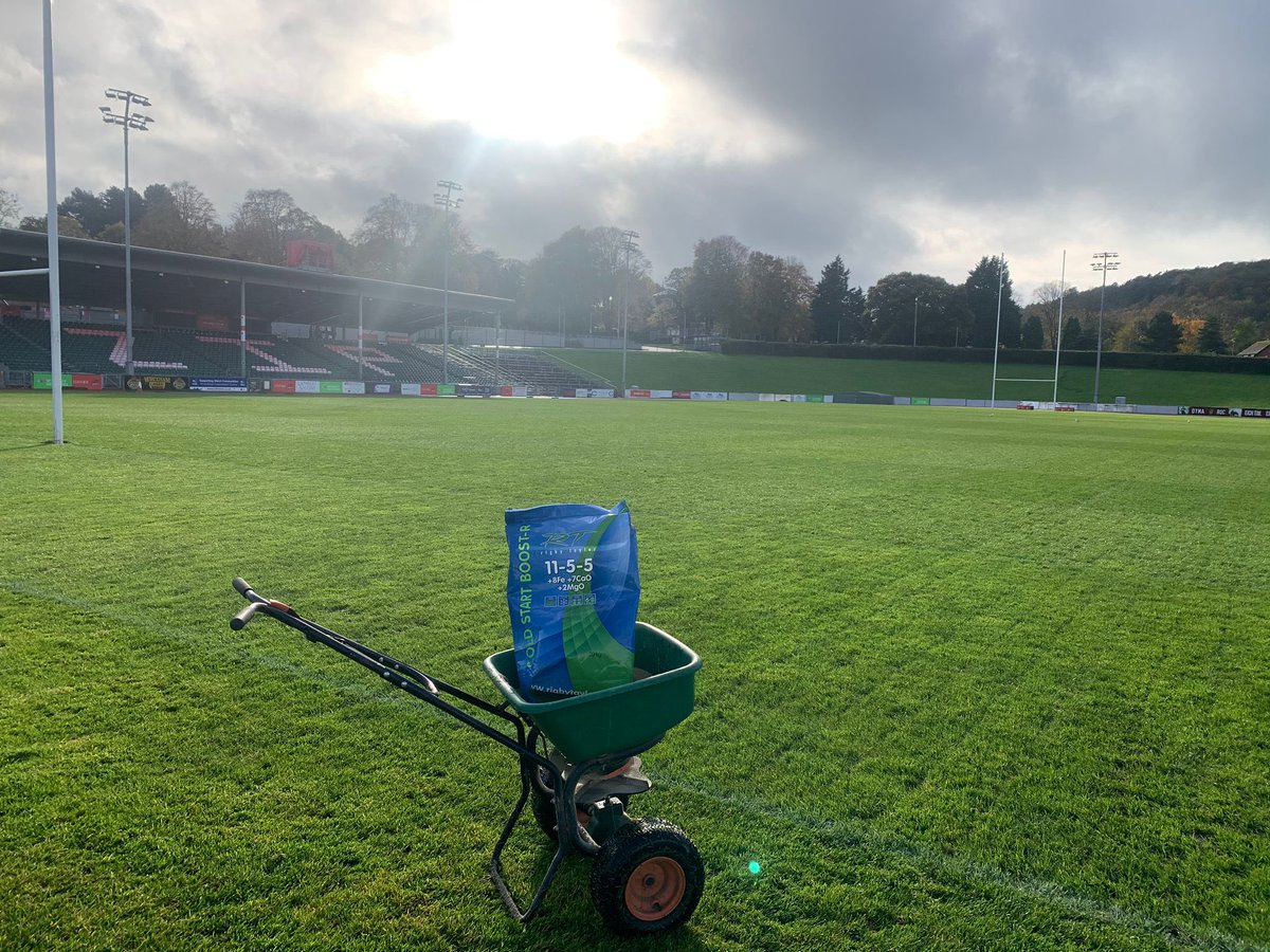 360GroundCare's tweet photo. Pitch Fertilised and prepared today by @Jordan_Wynne95 @DafEvz and our new GPS line marker showing it’s skill with a poppy for #RemembranceDay @StadiwmZipWorld @RGCNews @rigbytaylor https://t.co/iSbYY6zspu