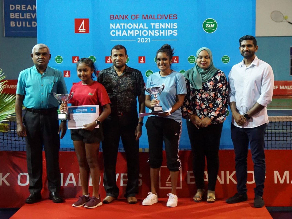 NihuRiza's tweet photo. Congratulations Naba Nishan 

Naba has won BML Tennis National Championship in 3 categories. 
1- Women's open singles
2- junior opens singles
3- Women's open doubles

First time that an 11 year old had won these 3 categories. 
@tennismv1 @MoYSCEmv @nishoe @AhmedMahloof https://t.co/zekqkVDKTV