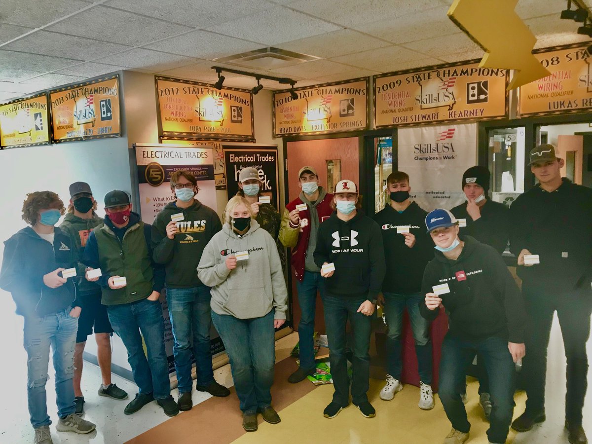 ESACC_ET's tweet photo. Congratulations to Electrical Trades' newest OSHA 10 card members!  Thanks to Mr. McBee for being a great trainer and entertainer!  These credentials are essential for continuing the journey to employment in the skilled trades.  Way to go guys and gal!! #ESACCIgnites https://t.co/XLvt7dBS7k