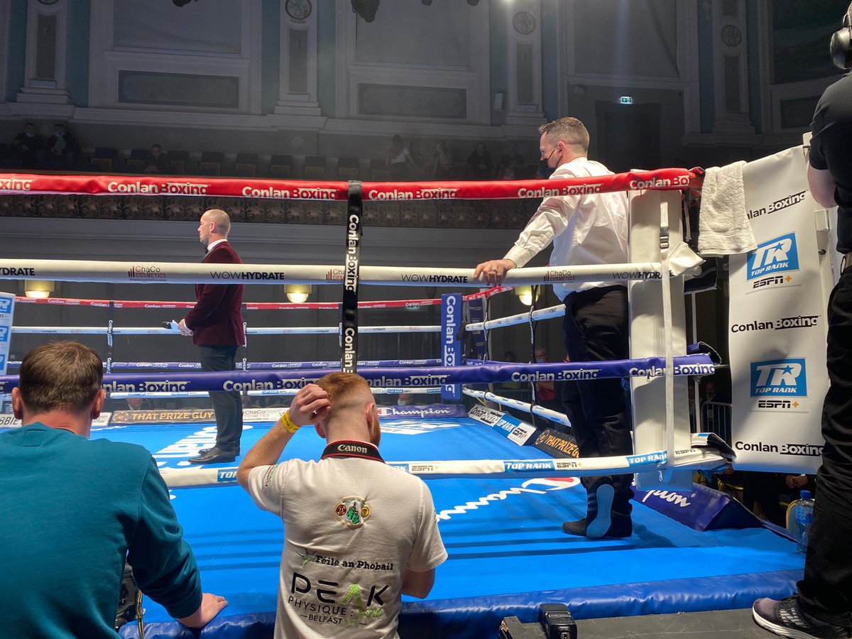ESBRBoxing's tweet image. BRITISH BOXING IS THRIVING! 🇬🇧 🙌

ESBR Are Covering Two Shows Tonight: 

▪️Conlan Boxing - Ulster Hall 🏛

▪️Warren Boxing Management - York Hall🏛

LET’S GO! 💥

#boxing 🥊 #ConlanBoxing #WarrenBoxingManagement #britishboxing 🇬🇧