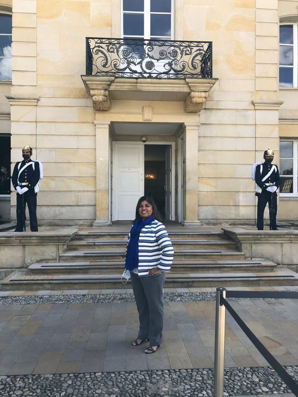 Rani Hong is pictured entering the Presidential Palace in Bogotá to meet with the Government of Colombia, as well as lawyer and politician Nancy Patricia Gutiérrez Castañeda, to discuss Freedom Seal's solutions for eradicating human trafficking country-wide. 

#EarnTheSeal