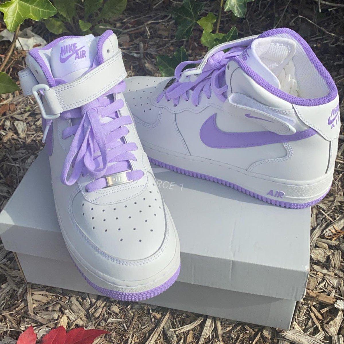 KayyDollaSign's tweet photo. 💜💟😈🌂☂️🔮
custom purple ones
for the winnn😮💨😍!!
instagram: kjs.artistry ✨
#customshoes #airforce1 #blackart #customforces #smallbusiness #customkicks #ncat #uncg #femaleartist #ncat #ncat21 #ncat22 #ncat23 #ncat24 #ncat25 #aggiepride #aggieapparel https://t.co/XgzYawKday