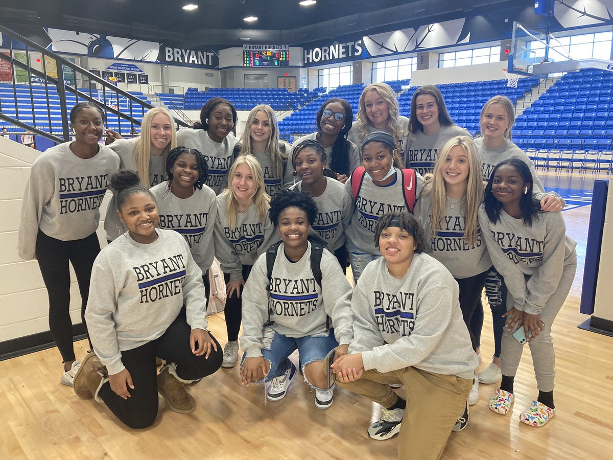 Tip Off was a tease….we are ready for game day!!! 4 more days! #bettertoday