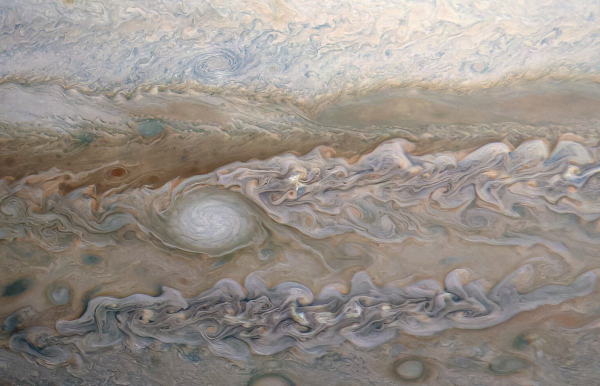 MdlScience's tweet photo. La beauté de la planète Jupiter par la sonde spatiale Juno de la NASA.

📷 : NASA/kevinmgill https://t.co/I913p71gM9