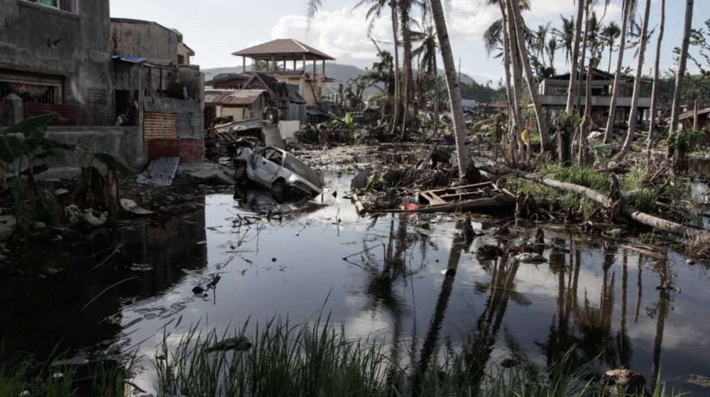DancingTurtleHQ's tweet image. In his photo documentary, 'Stronger than Yolanda', Scottish filmmaker Misha Somerville explores the aftermath of the devastating Typhoon Haiyan in the Philippines: dancingturtle.com/portfolio/stro… 📸