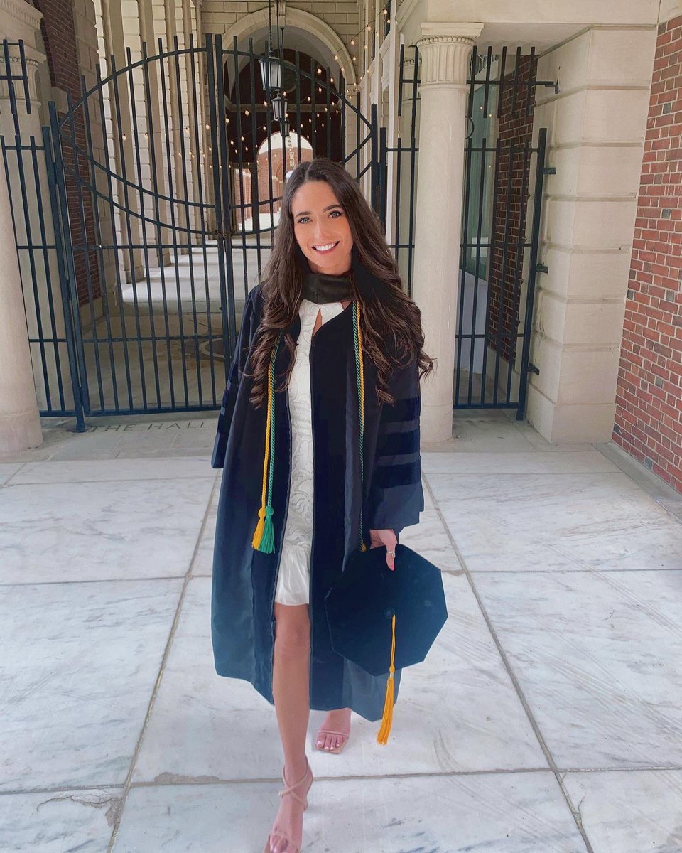 SBUHPharmRes's tweet photo. Happy Friday everyone! Introducing our next PGY-1 resident Erin Tersegno 🥳

Hometown: Webster, NY
Pharmacy School: Albany College of Pharmacy 
Interests: Emergency medicine 🚑, Infectious disease🦠, Cardiology🫀 
Go-to weekend plans: Playing soccer, trying new foods https://t.co/A9bREn19mc