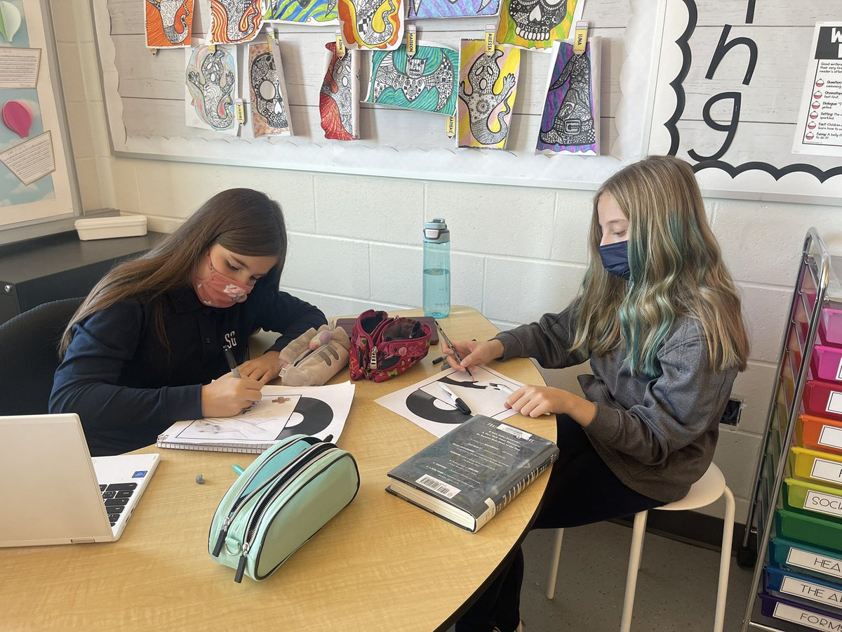 mrsknunes's tweet photo. We started off our morning in Starbucks mode today ☕️✨ our classroom transforms into a quiet cafe so we can catch up on work and wrap up any outstanding assignments. #TheStGregoryWay @StGregoryHCDSB https://t.co/GaL62vvfqM