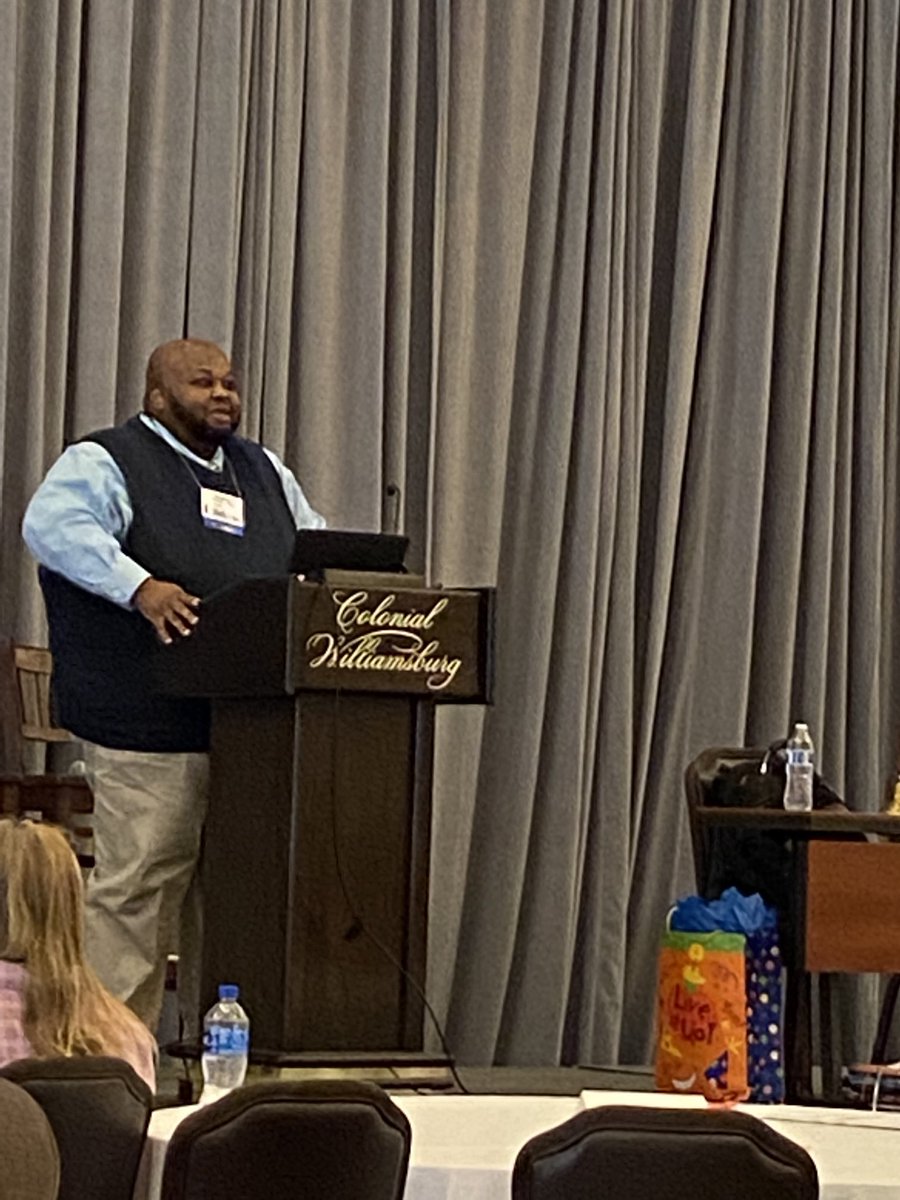 Closing keynote speaker, 2019 National Teacher of the Year ⁦<a href="/RodRobinsonRVA/">2019 National Teacher of the Year</a>⁩ #vaasl #nnps