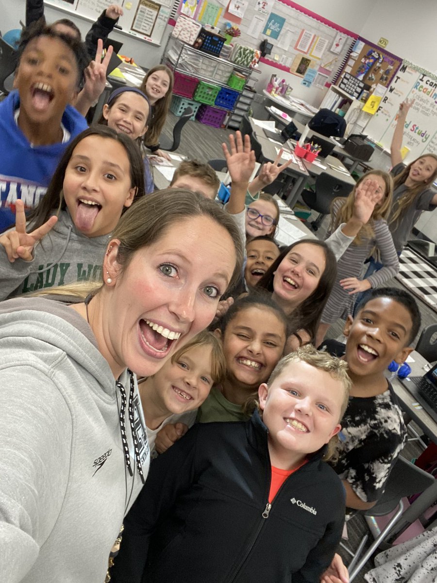 Thank you fourth grade for inviting me to hear your nonfiction reports! I learned a lot and I’m glad you are enjoying our brand new library books! <a href="/GarciaGators/">GarciaGators</a>