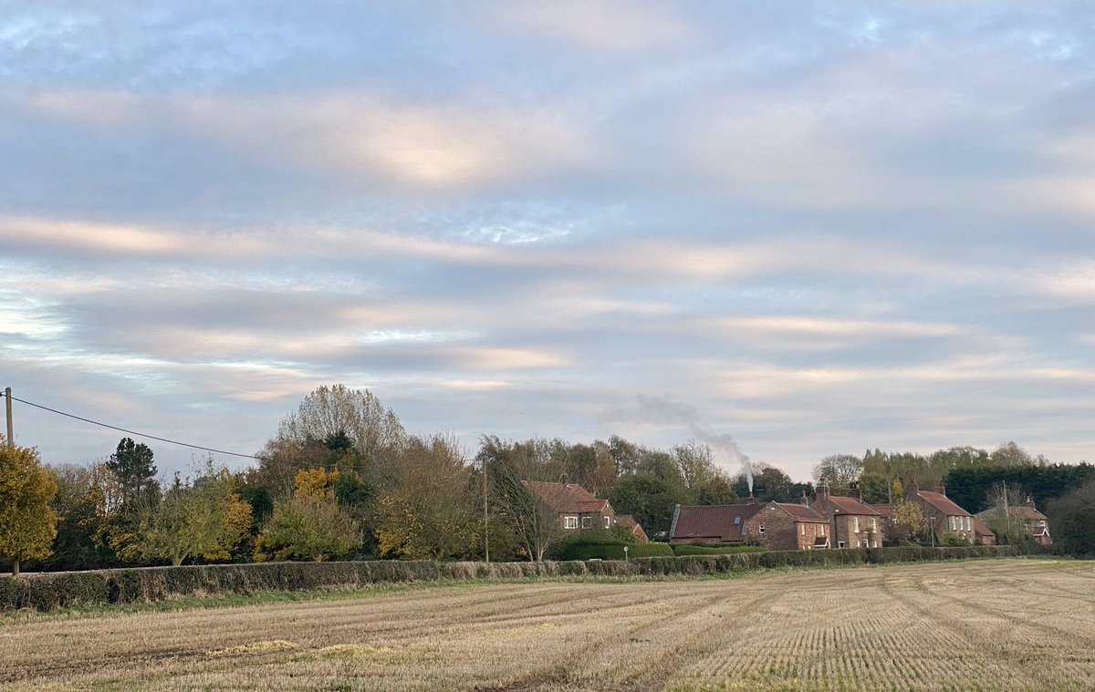 feel_paul's tweet photo. #rural @RamblersGB around our #neighbourhood at #sunset… #oldjoinersshop undergoing #character #renovation #conversion #HighCatton @sbib_bloom #itsgrimupnorth #keepitcountry in #godsowncounty @East_Riding of #Yorkshire https://t.co/bLvkfopzRm