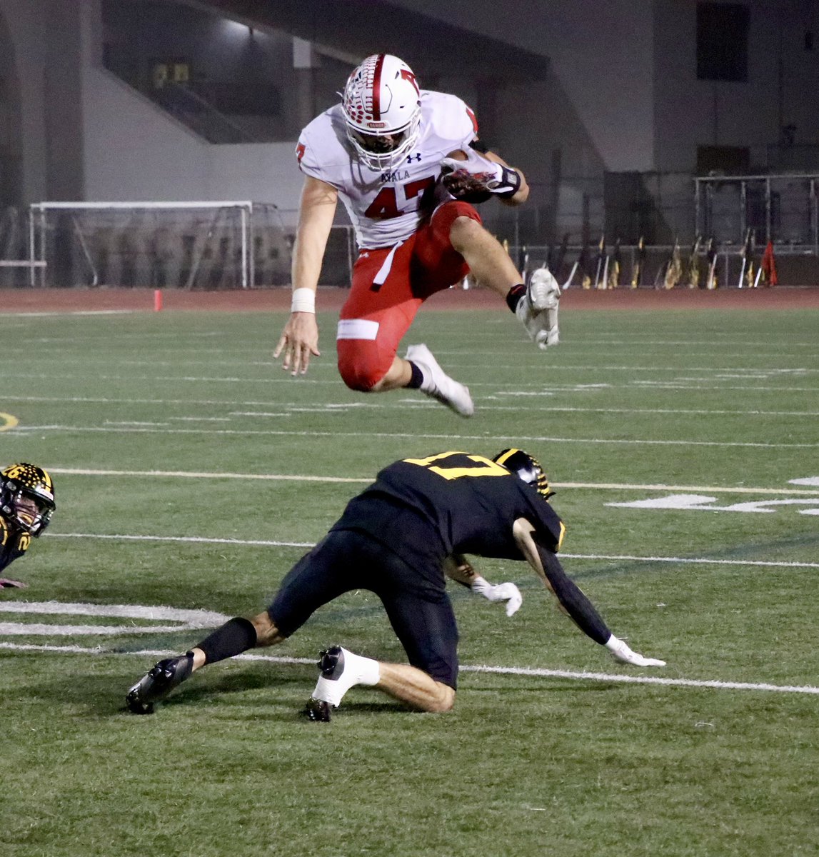 AyalaHSAthletic's tweet photo. Some people are just built different. #bulldogmentality @chchampsports @ChinoValleyUSD @AyalaTrainers @AyalaFootball1 https://t.co/aOSh44RjD1