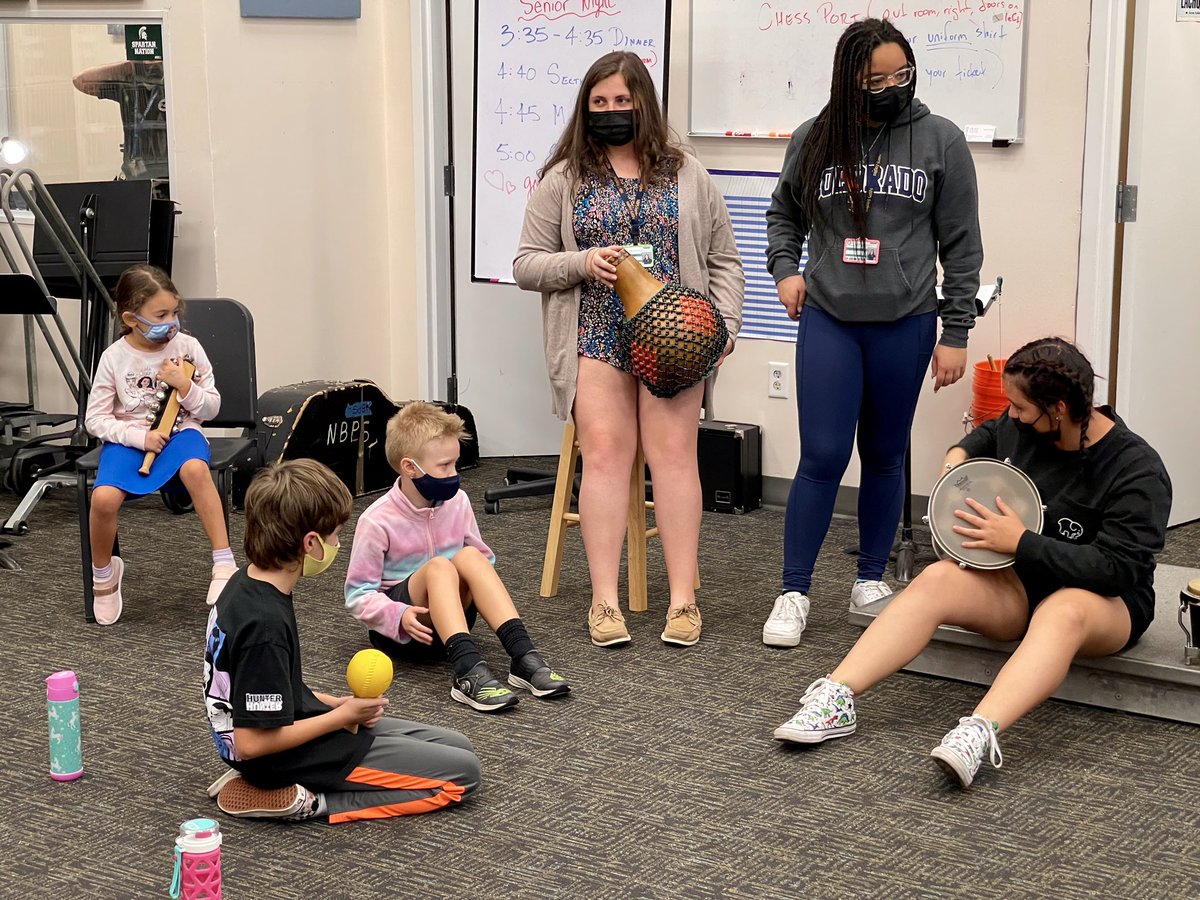 MillerpPaul's tweet photo. The students of our Tri-M Music Honor Society are hosting a mini camp for faculty children during our professional development day! @NBFineArts @NBPSEagles https://t.co/uleuO2uo32