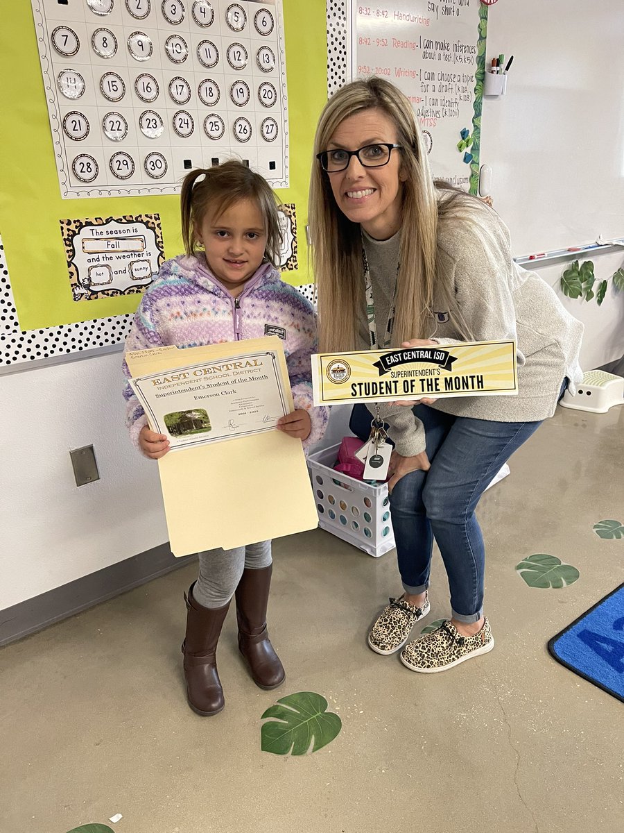 So proud of Emy for getting Superintendent Student of the Month! Such an amazing student! #semustangproud #ecisdtweets #kinderrocks <a href="/semustangpride/">Sinclair Elementary</a> <a href="/ECISDtweets/">East Central ISD</a>
