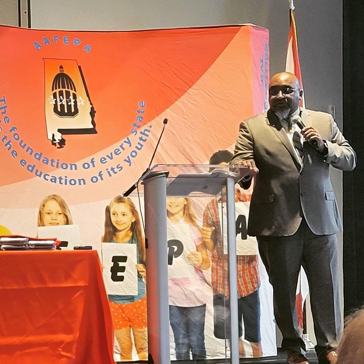 EliteAgentK's tweet photo. Blessed by the morning message from Mr. Marquis Forge reminding us to invest in our youth, walk by faith and keep your word. Jer. 33:1-3 #AAFEPA2021 The powerful story behind @eleven86water https://t.co/ePjOdP8aZq