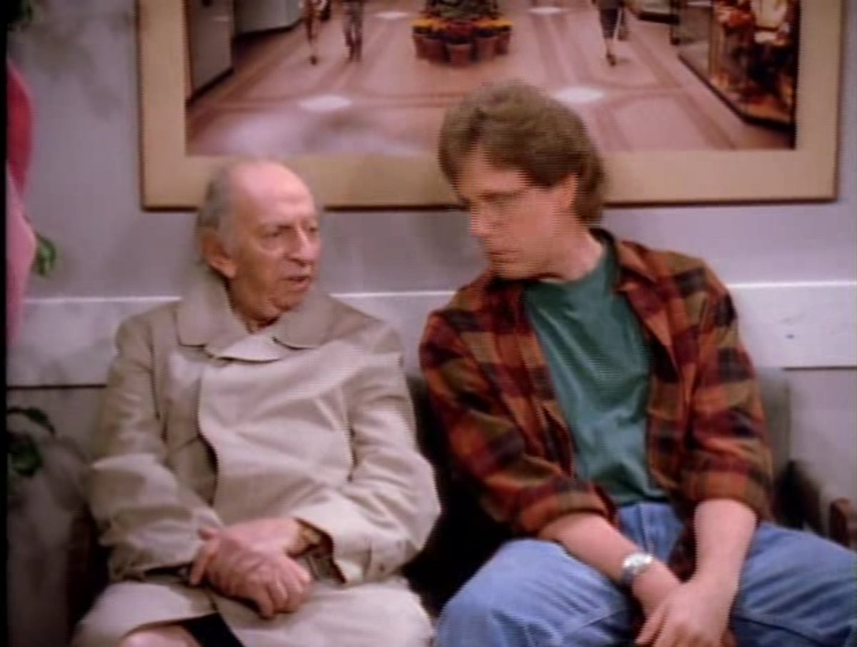 televisionaryZW's tweet photo. 6312. #DavesWorld "I Saw Mommy Kissing Santa Claus: Pt 2" - When you've got yourself a mediocre sitcom, like this one, it's always a good idea to bring in a bunch of great character guys, like #PaulWillson, #PhilLeeds & #AndyBerman in this. Much better than part one. (B) https://t.co/G8NBlKW3qD