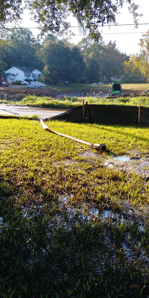 SJRiverkeeper's tweet photo. 2) #RiverFriendlyFriday We even did some advocacy work and reported some potential construction site violations to @CityofJax. Join us for our last Go Take a Hike program of the year on Dec. 1, #WorldSoilDay, with @jaxsoilandwater: https://t.co/Pc45aZ3UlG https://t.co/muoCYlKiU0