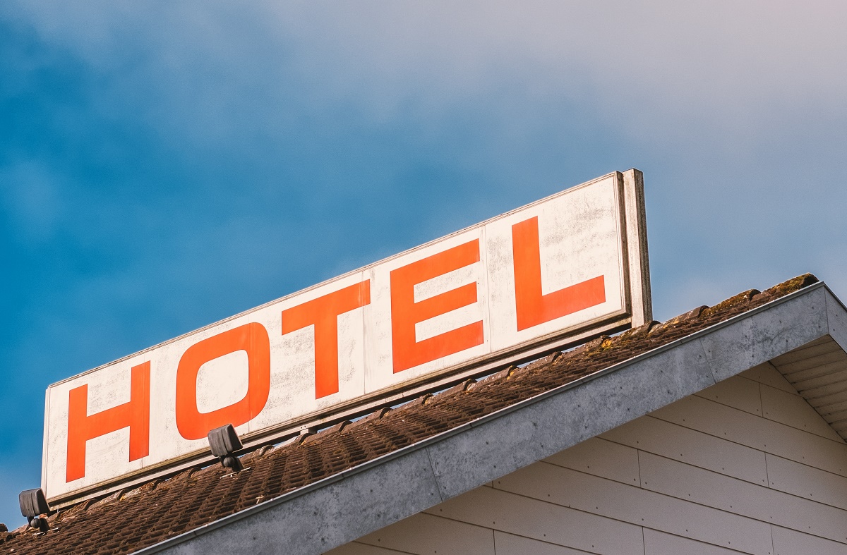 Gemeenten opgelet! Vanaf nu is het mogelijk om statushouders eerder naar uw gemeente te laten verhuizen en tijdelijk in bijvoorbeeld een recreatiewoning te huisvesten. Zij tellen dan mee in de taakstelling. Voor meer info klik hier: coa.nl/nl/nieuws/hote…