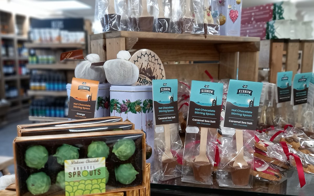 Occombe_Farm's tweet image. We've all you need to stock up this Christmas at Occombe Farm Shop! For you, for your family and your friends! Pop in and check out our amazing seasonal range!
#ocombefarm #golocal #christmas2021 #uniquegifting
