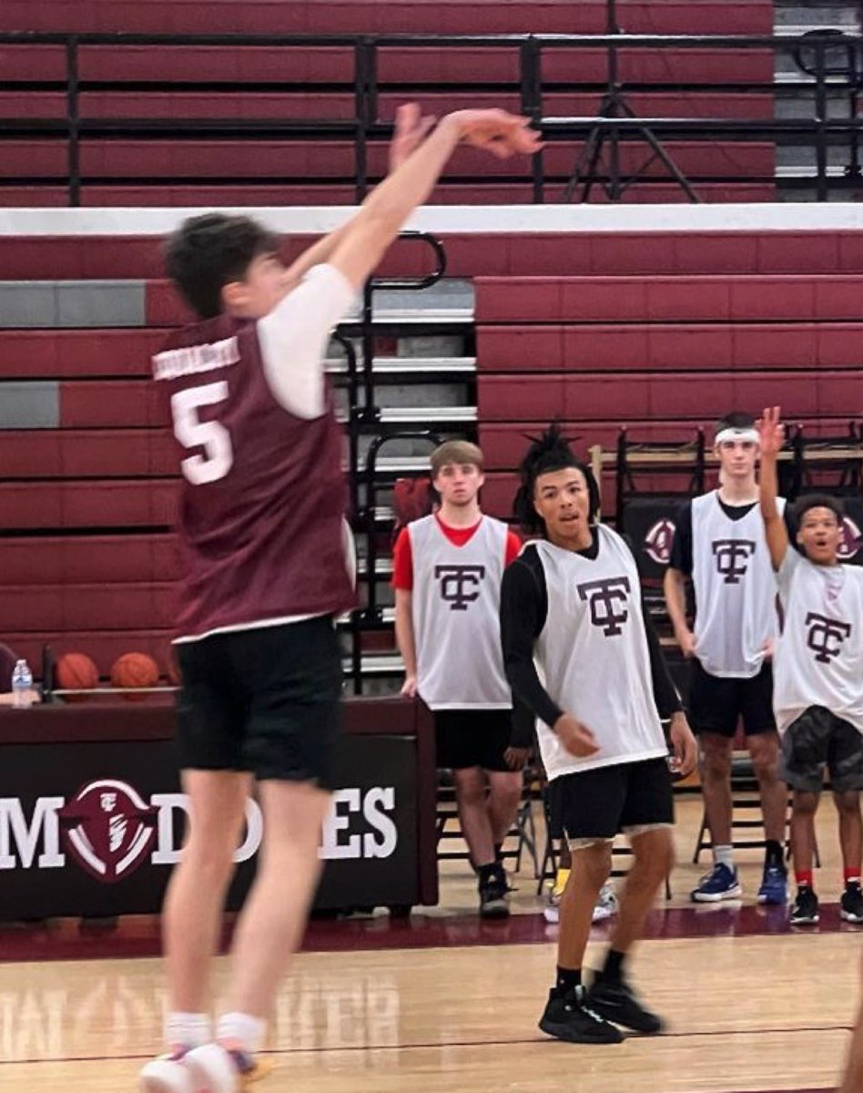 Griffin Elite - Bordas (@griffinbordas31) on Twitter photo Junior G Owen Trump <a href="/OwenTrump1/">Owen Trump</a> is a new addition to our Griffin Elite Bordas team. He is a sharp shooting guard that is focused on making an impact on both ends of the floor this season. Owen is a great teammate and will be a big contributor for <a href="/TCBasketball_/">Tates Creek High School Boys Basketball</a> this year. Junior G Owen Trump <a href="/OwenTrump1/">Owen Trump</a> is a new addition to our Griffin Elite Bordas team. He is a sharp shooting guard that is focused on making an impact on both ends of the floor this season. Owen is a great teammate and will be a big contributor for <a href="/TCBasketball_/">Tates Creek High School Boys Basketball</a> this year.