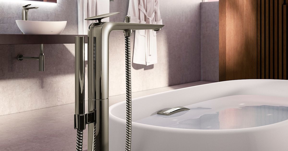 TOTOUSA's tweet photo. The ZA Freestanding #Tub Filler's organic, handcrafted #design takes #bathtime to the next level. See more features: https://t.co/WCq1DQj7Ne https://t.co/8QpCGSVLl7