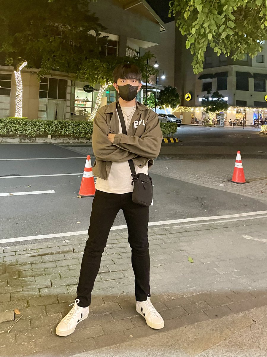 ralphhmalibunas's tweet photo. 🖤 https://t.co/930n6m3iJ0