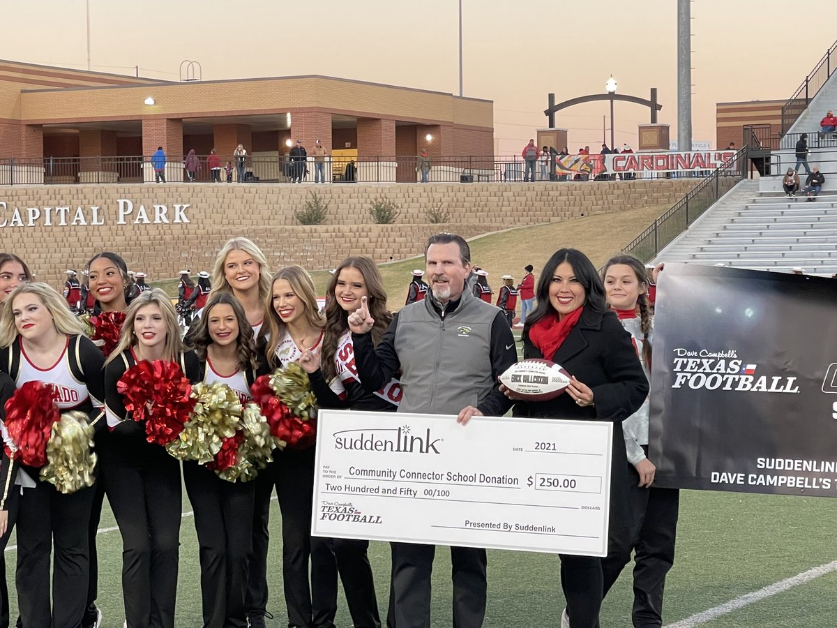 dctf's tweet photo. Congratulations to Erick Willcoxon from Lubbock Coronado High School for receiving the Dave Campbell's Community Connector Award presented by @Suddenlink! 

Thank you for all you do to support the Mustangs community! @AthleticsLISD https://t.co/y10GzuX5EV
