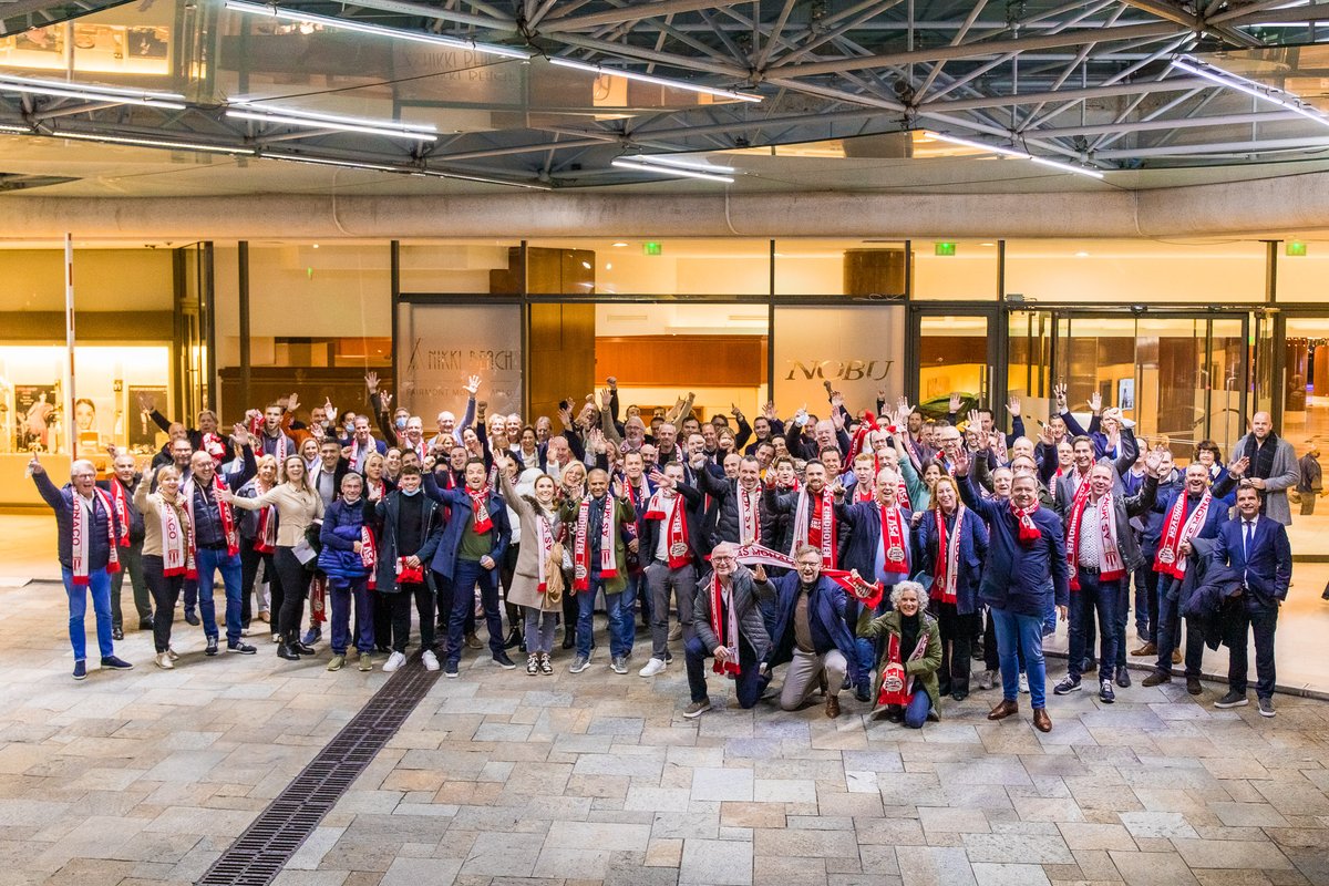 PimBroere's tweet photo. We kijken terug op een geweldige @PSVBusiness trip naar Monaco! #UEL https://t.co/nftIZy4s5m
