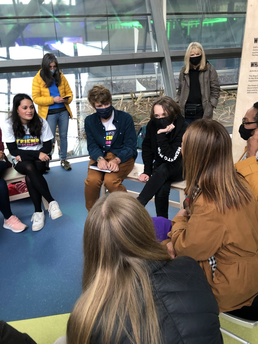 sendmyfriend's tweet image. Our campaign champions speaking to @HelenGrantMP and @AliciaH_1 about climate and education, speaking about all their experiences of youth campaigning and ensuring young people don’t just have a seat at the table but a voice too! #Rightclimatetolearn #youthvoice