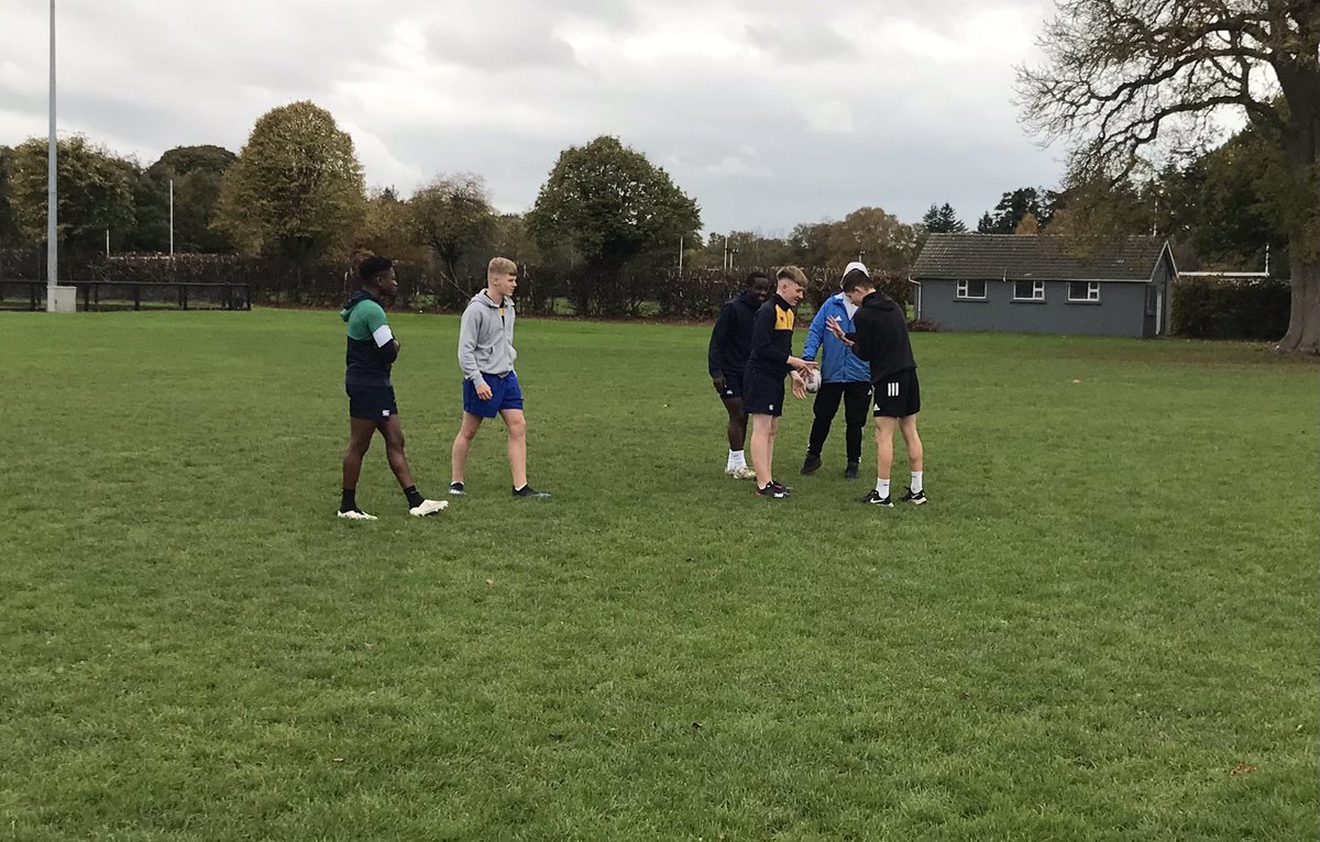 DerekMaybury's tweet photo. Thanks to @glennpredy & @gmuzz87 for running the @IrishRugby @LeinsterBranch #CoachingCourse with our #TYSS students today #FromTheGroundUp https://t.co/9kHSc8UZHk