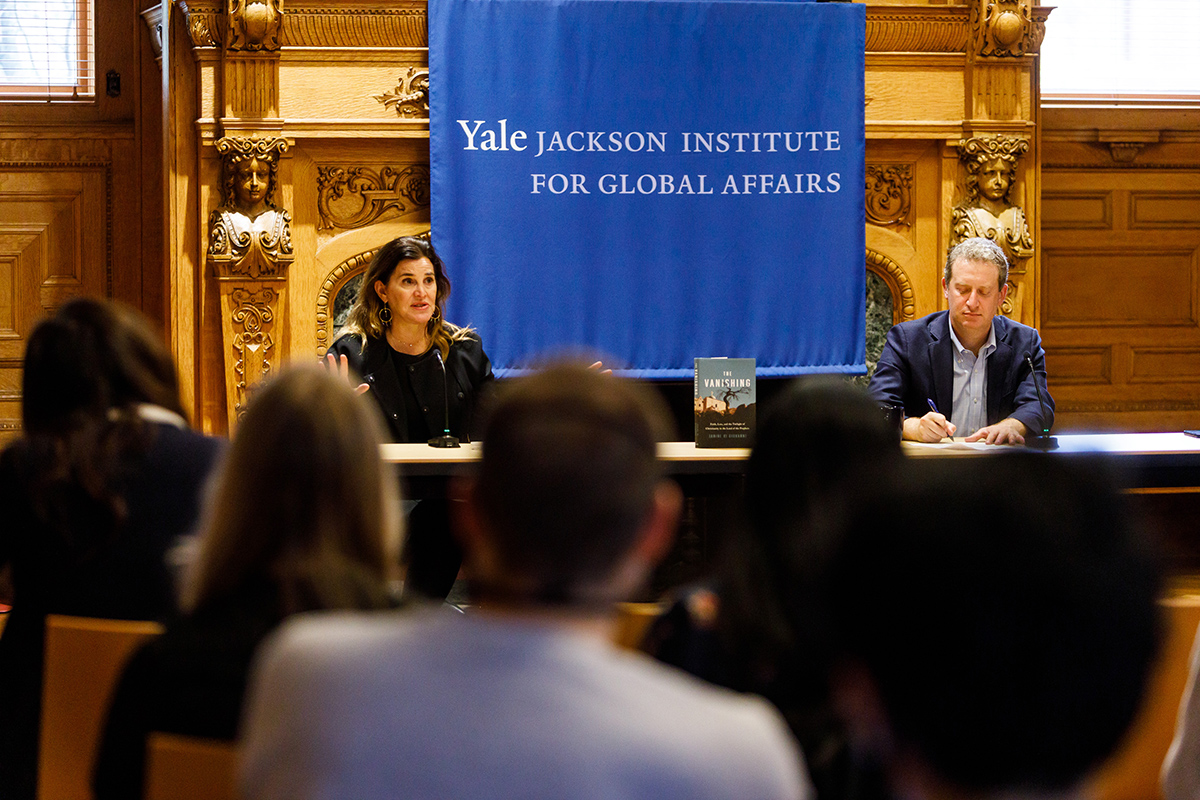 yalejacksonsch's tweet photo. The recording of the Nov. 2 @JacksonYale discussion with @janinedigi about her new book, The Vanishing, is now available for viewing:
🎥 https://t.co/4CBAv25jky https://t.co/fP6PuY6pmS
