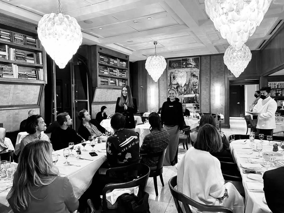 [ House of Minds: Volume 0 ] Last night, we gathered the most brilliant minds in NYC for an immersive dining experience. Guests were invited to record their mind on <a href="/Logcast_/">Logcast</a> and mint it live, in an IRL audio minting experience. Soon, you’ll be able to hear &amp; own them ⭕️ #NFTNYC