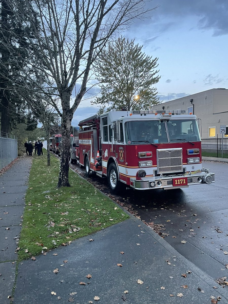 JeremyCMorgan's tweet photo. Today we’re laying a great man to rest. There will be a procession through Forest Grove at 9am if you’d like to pay respects. 

Rest In Peace Captain Ilg https://t.co/8Jqfbx32cG